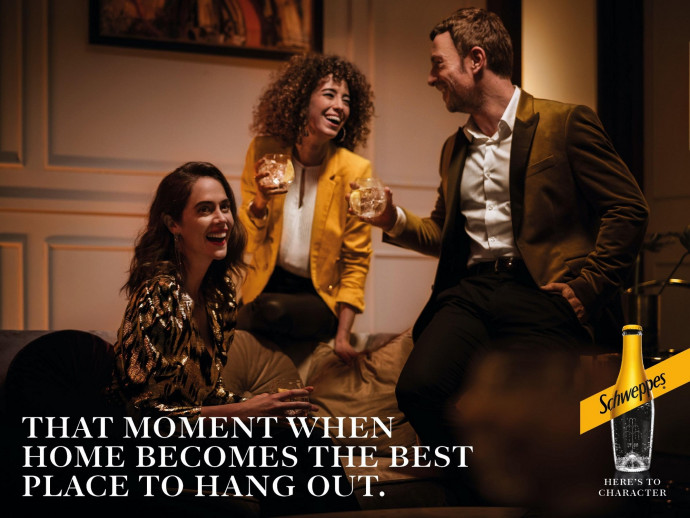 Schweppes: That Moment, 1