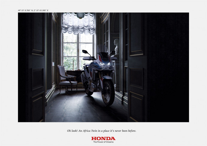 Honda: Desk