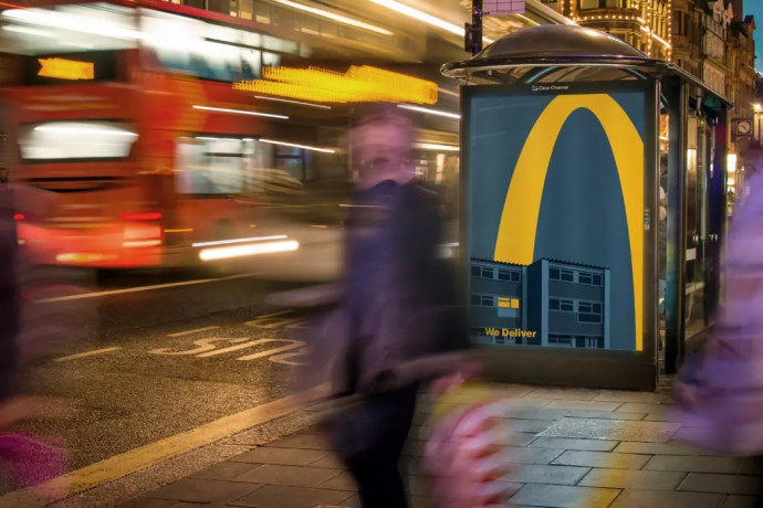 McDonald's: Lights On, 1