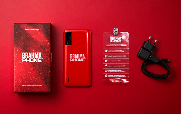 Brazilian Beer Brand Brahma Tells Festival-Goers: "Stop Worrying, Lose Your Phone, And Just Have Fun"