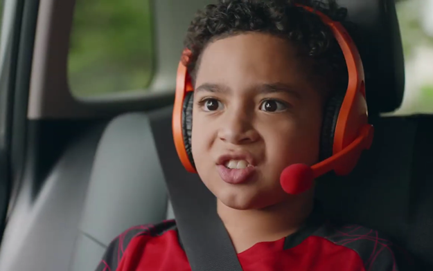 H/L and Toyota Celebrate the Fandom of Futbol