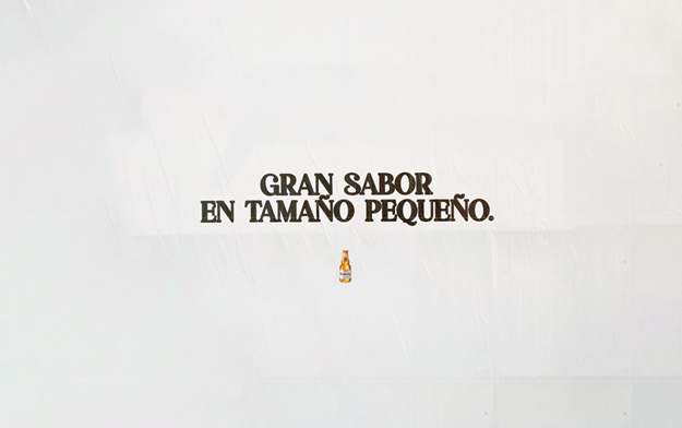 Cerveza Modelo Uses the Actual size of Modelito to Launch its new Campaign
